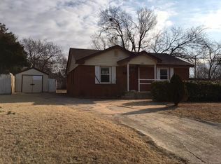 908 E Lockheed Dr, Midwest City, OK 73110