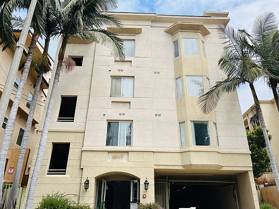 4th image of 16117 W Sunset Blvd #304