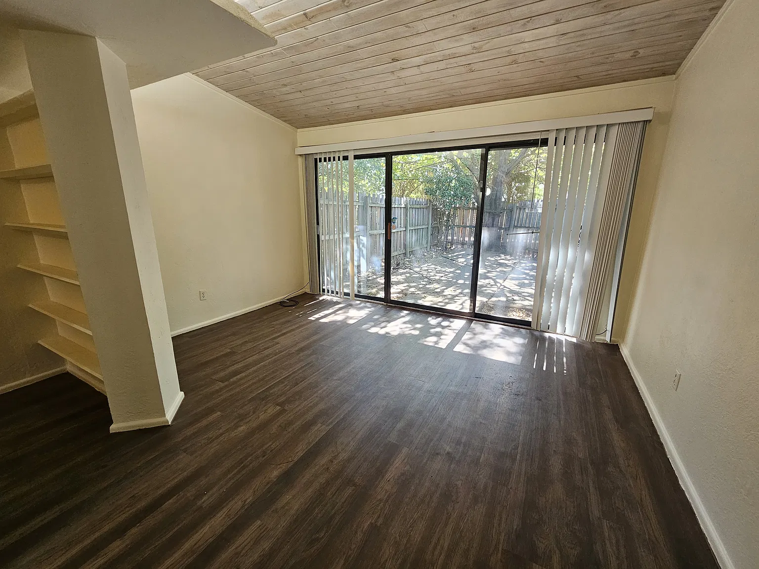 2 bed, 750 sqft, $850 — Photo 4