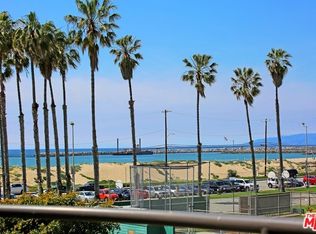 136 Convoy St, Playa Del Rey, CA 90293