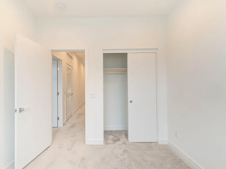 1307 Bushell St — Photo 18