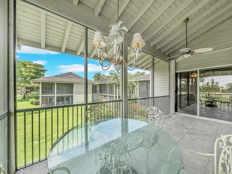 7644 Elmridge Dr — Photo 16