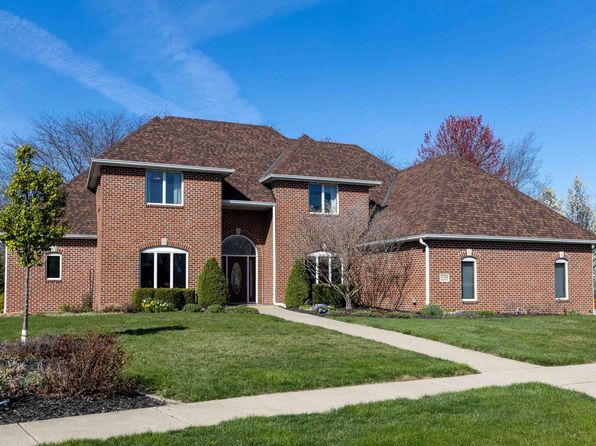 1714 Oak Rdg, Washington, IL 61571