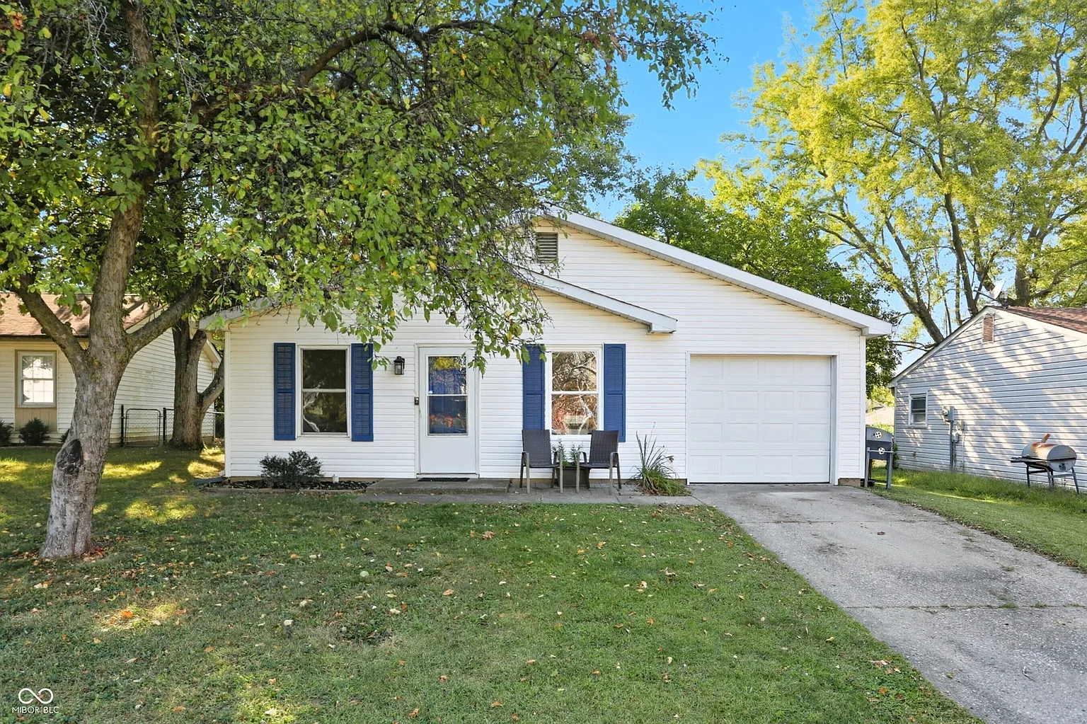 8050 Winchester Pl photo 1
