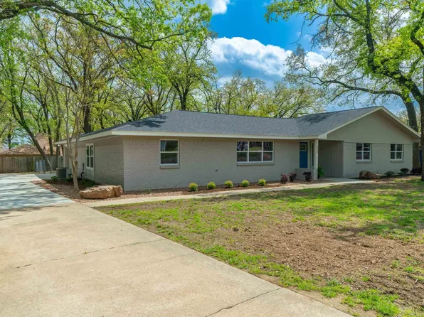 329 Highland Dr, Sulphur Springs, TX 75482