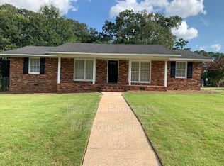 1608 Melanie Ln, Phenix City, AL 36867