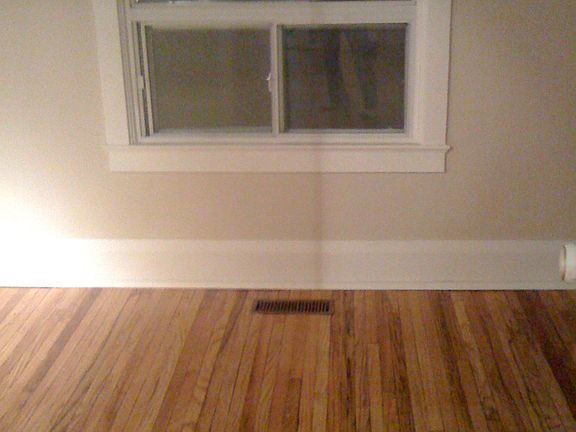 4th image of 76 Eastwood Rd #Top