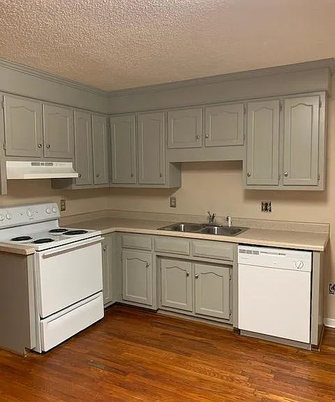 620 Forest Creek Cir #620 — Photo 5
