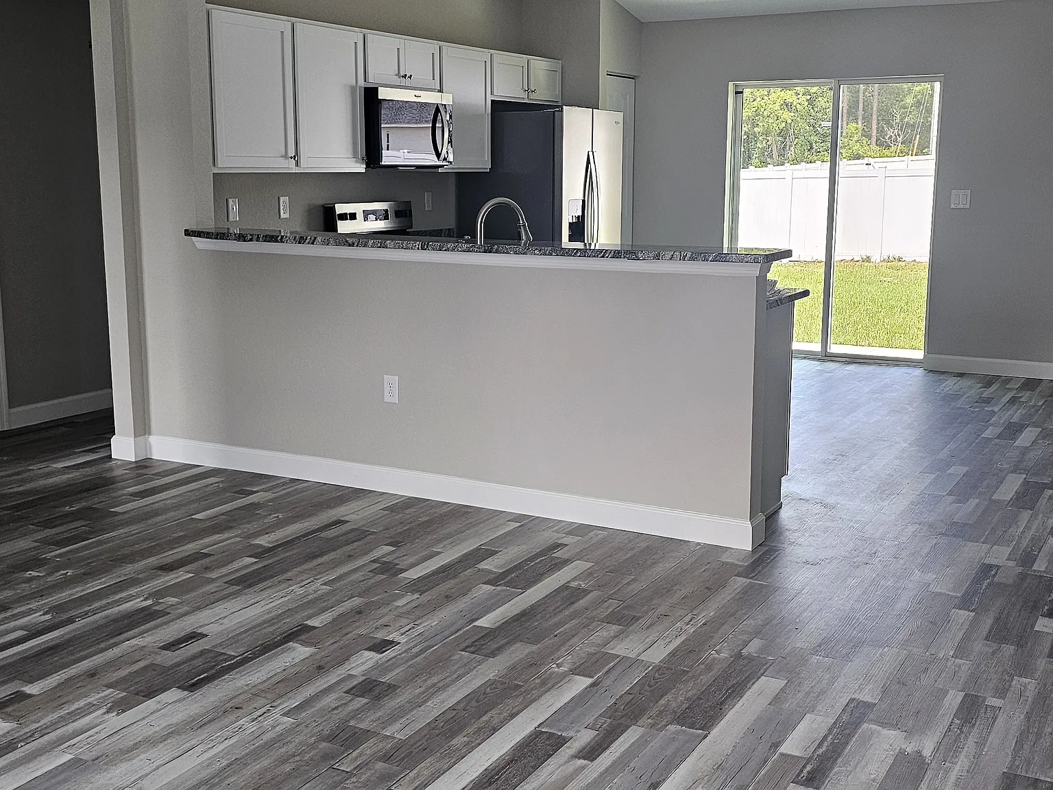 3 bed, 1315 sqft, $1,775 — Photo 4