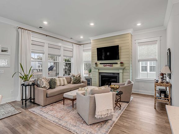 3rd image of 2788 McFadden Way