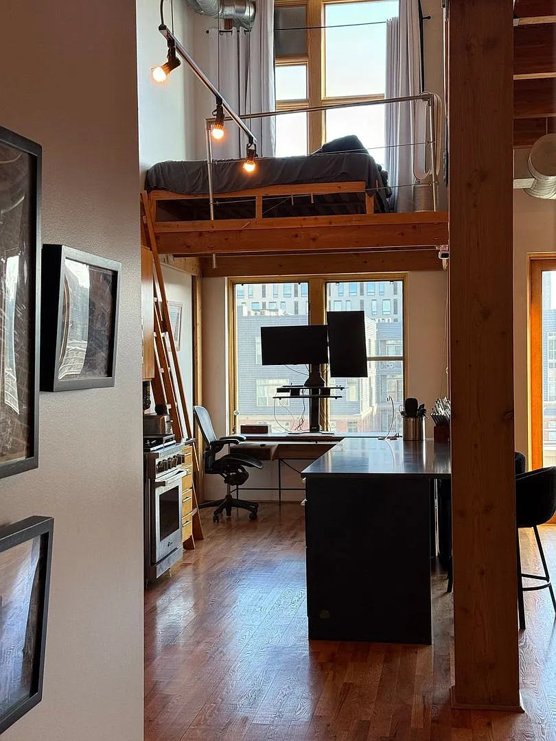 Full Service Executive Fully Furnished All Inclusive Architectural Penthouse Loft Downtown Denver — Photo 4