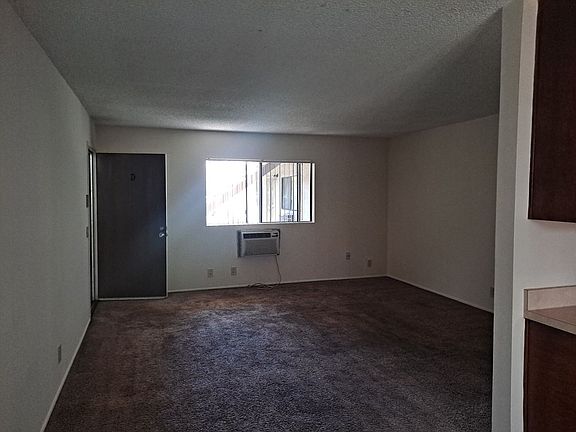 4th image of 140 Wells Ave #140D