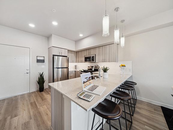 2nd image of 2715 Sunset Ln NE #422