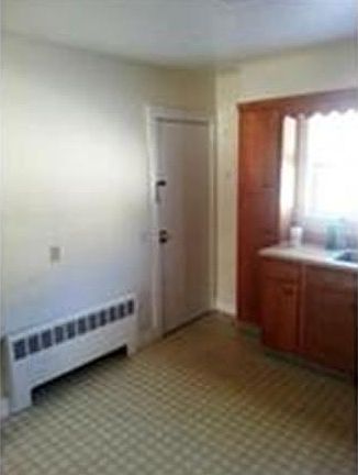 5th image of 12 Wall St APT 2