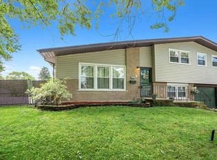 14829 Massasoit Ct, Oak Forest, IL 60452