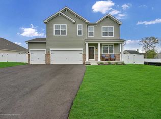 7 Cape Cod Ave, Barnegat, NJ 08005