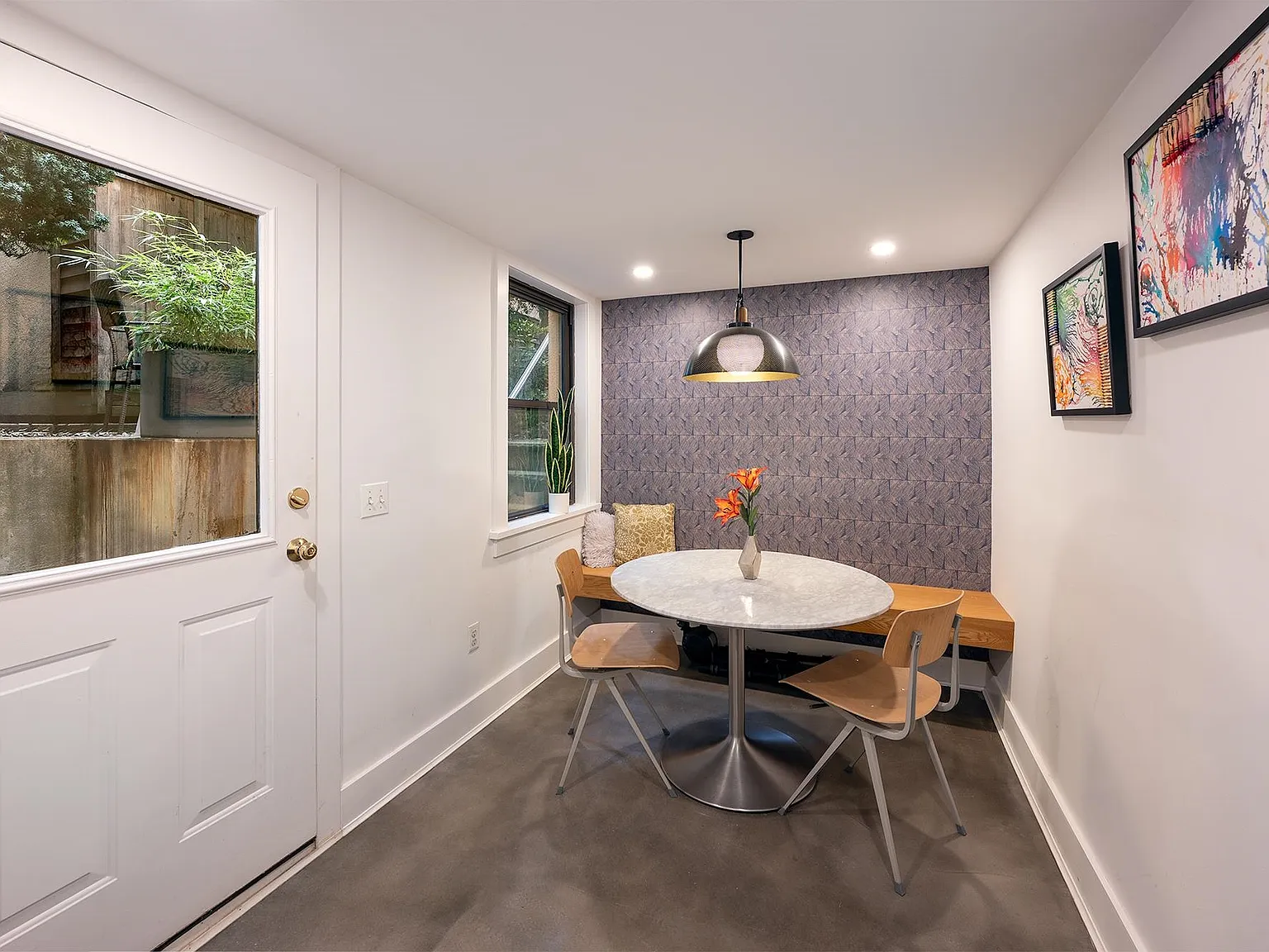 3 bed, 2.0 bath, $5,900 — Photo 4