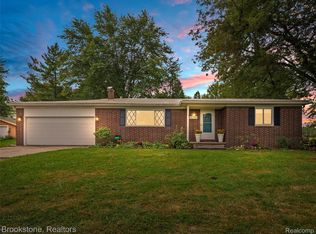 36350 Weber Rd, Richmond, MI 48062