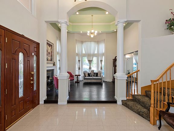 4th image of 15701 E Alta Vista Way