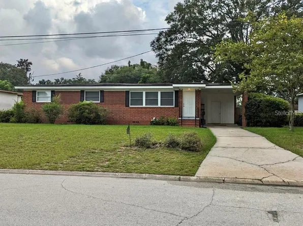 5520 Oliver St S, Jacksonville, FL 32211