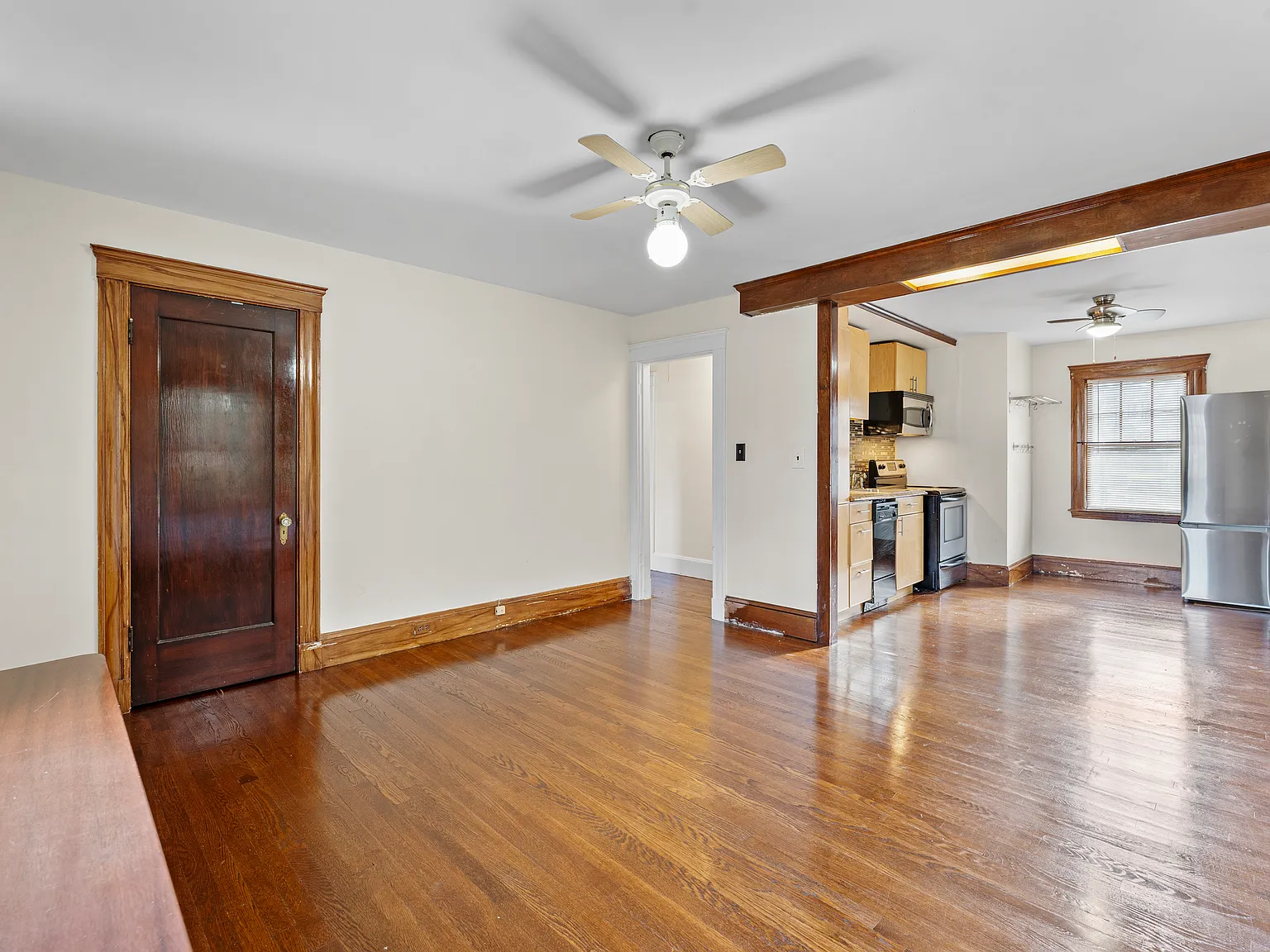 43 Liszt St — Photo 2