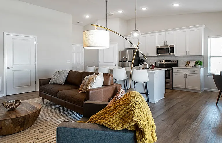 Princeton Place — Photo 4