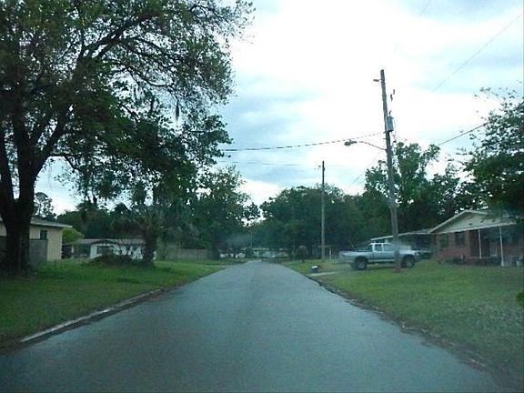 4th image of 4338 De Kalb Ave
