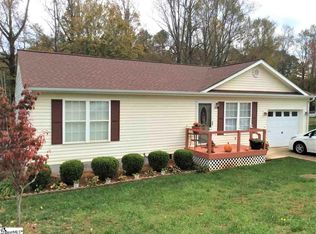 304 Ridgeover Dr, Greenville, SC 29617