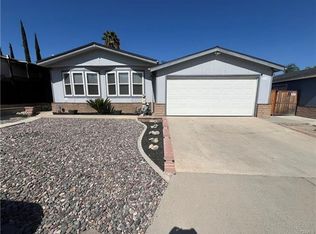 10390 Stageline St, Corona, CA 92883