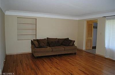 3rd image of 5769 Darrow Dr