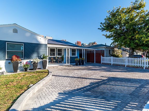 3rd image of 5012 Cartwright Ave