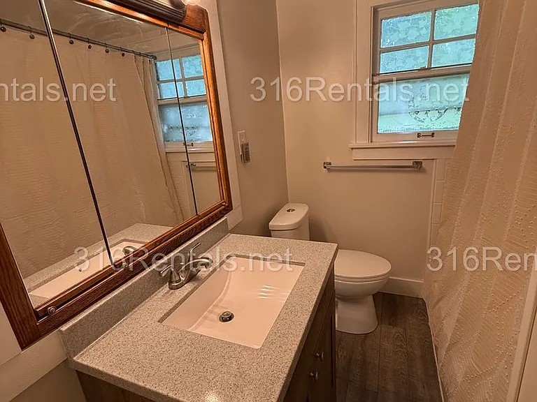 711 S Spruce St — Photo 15