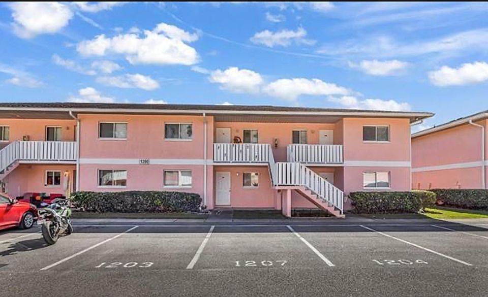 1st image of 1101 2nd Ave N APT 1203