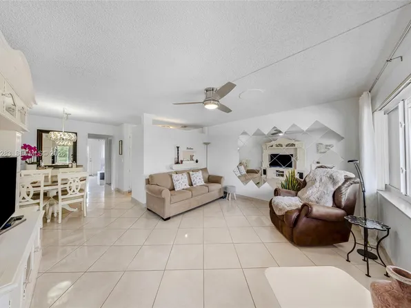 1015 SW 11th Ave APT 15K, Hallandale Beach, FL 33009