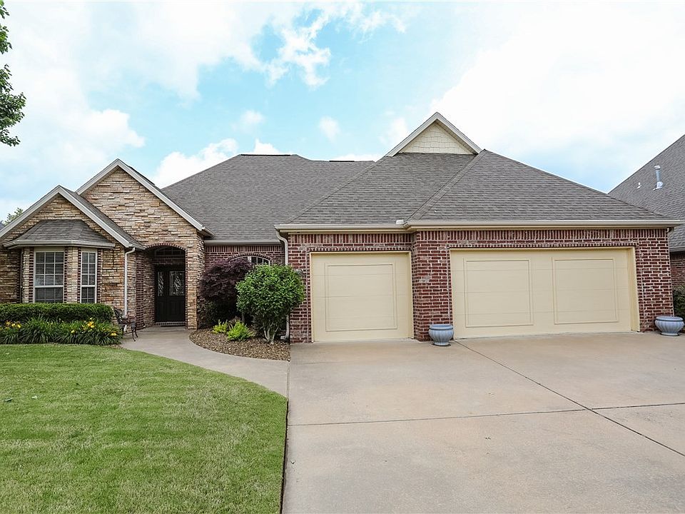 1st image of 3702 SW Plateau Dr