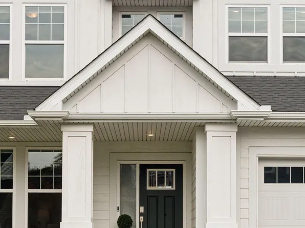 5548 Catkin Way, Victoria, MN 55386