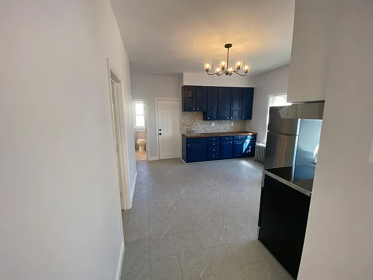 421 Washington St #1 — Photo 3