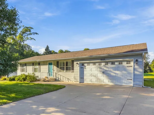 2626 Evergreen Dr, Burlington, IA 52601