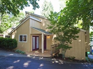 515 S Taylors Ferry Rd, Portland, OR 97219