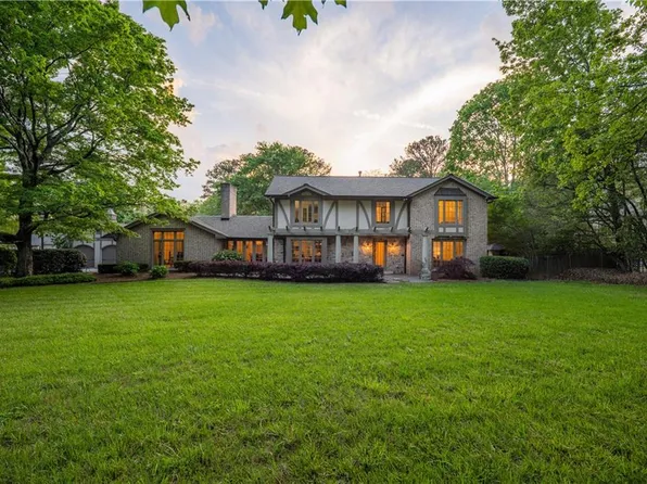 12490 Charlotte Dr, Milton, GA 30004