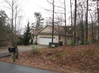 33 W Lake Forest Dr, Palmyra, VA 22963