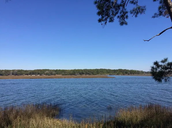 67 Trout Hole Rd, Bluffton, SC 29910