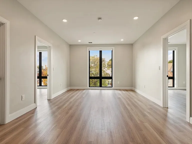 1700 Dorchester Ave — Photo 22