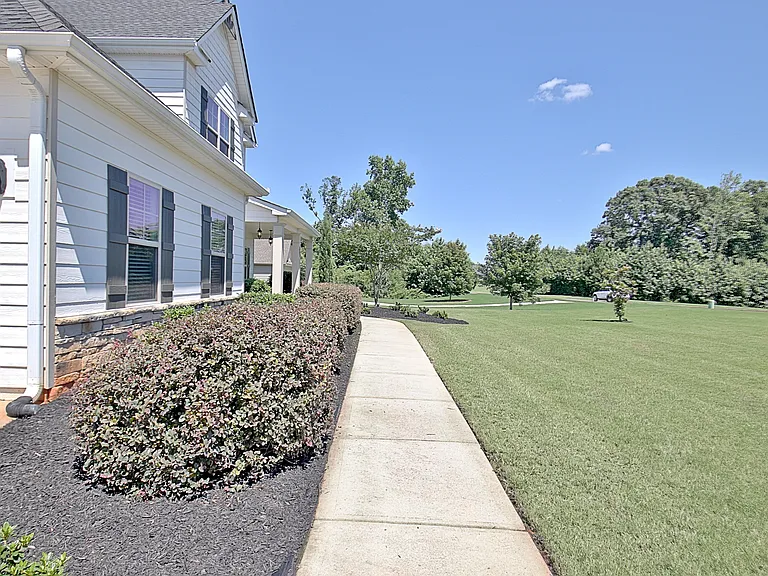 144 Reserve Pl — Photo 9