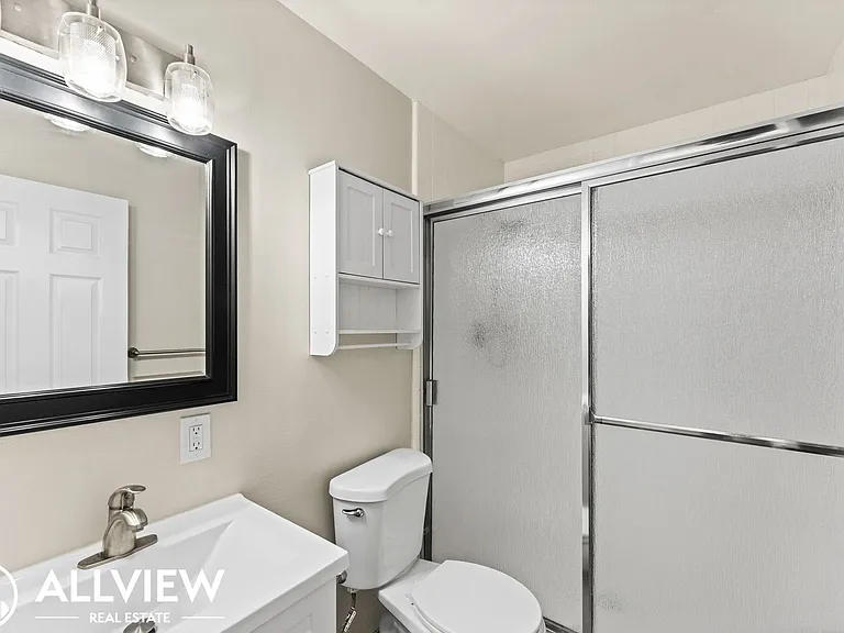930 W. Balboa Blvd — Photo 14