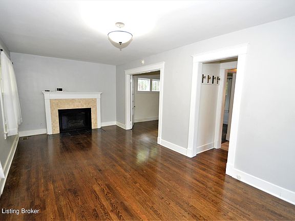 3rd image of 2102 Murray Ave