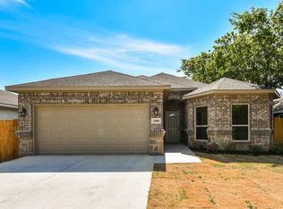 2808 Runnels St, Fort Worth, TX 76106