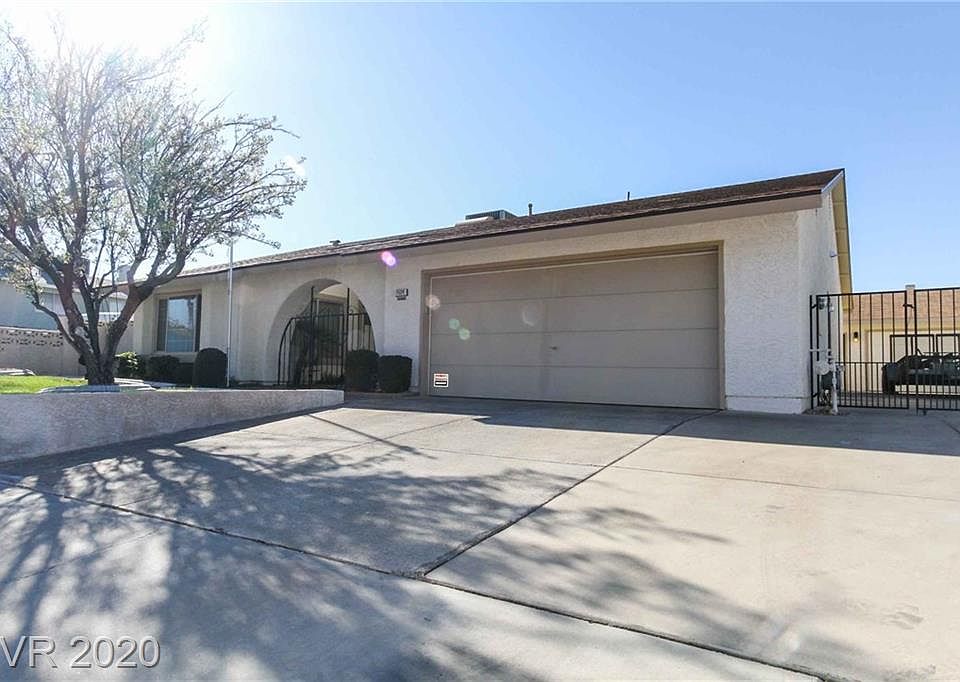 1st image of 1524 Della Ct