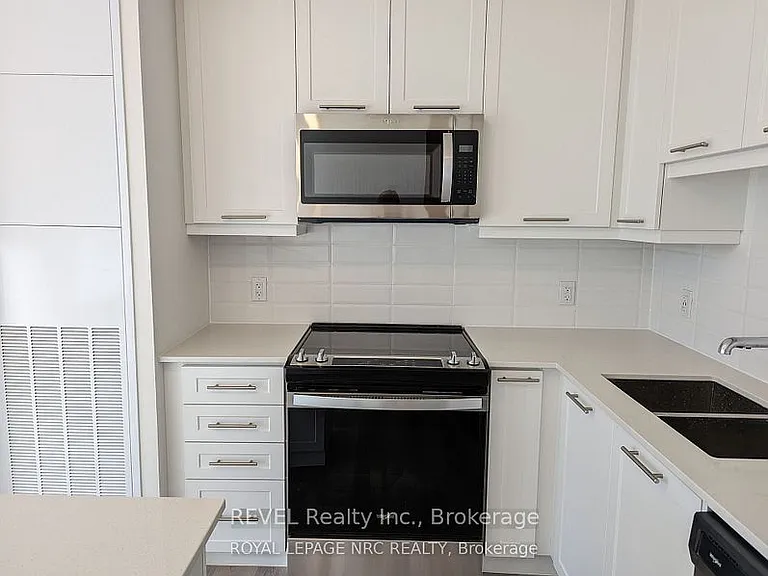 385 Winston Rd #1302 — Photo 9