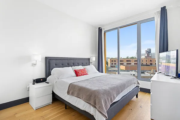 Rented by Corcoran | media 35